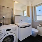 Friedenstr_ _haus Lux_ 징스트