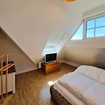 Friedenstr_ _haus Lux_ Semesterbostad Zingst