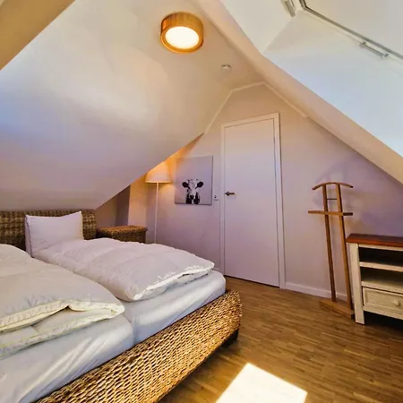 Friedenstr_ _haus Lux_ Semesterbostad Zingst
